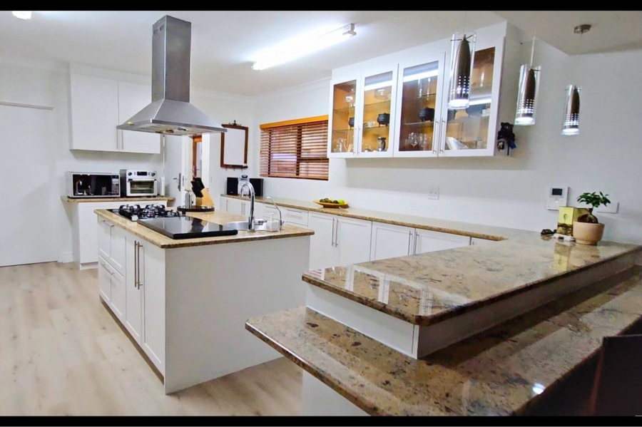 3 Bedroom Property for Sale in Vierlanden Western Cape